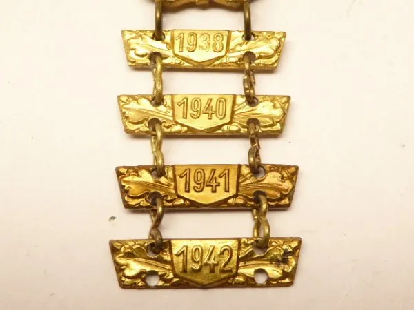 Badge of the German Rifle Association - gold with year clips 1938 1940 1941 1942