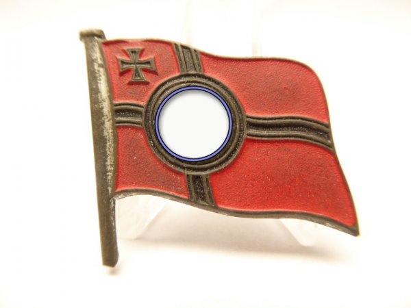 Tagungsabzeichen WHW Reichskriegsflagge, Metall