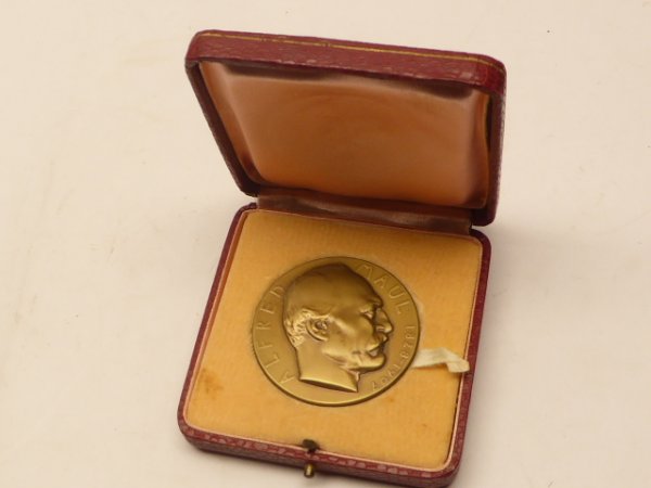 Medal "Alfred Maul 1828-1907" sports pedagogue and gymnastics leader, in a case