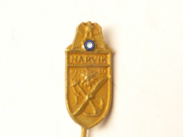 Needle miniature - Narvik shield