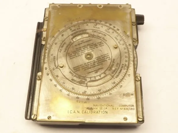 WW2 RAF Pilot Navigationscomputer MK. III D Ref. Nr. 6B / 180 ICAN Calibration