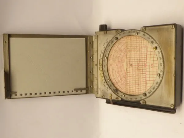 WW2 RAF Pilot Navigationscomputer MK. III D Ref. Nr. 6B / 180 ICAN Calibration