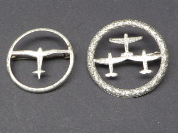 2x WHW badge aviator