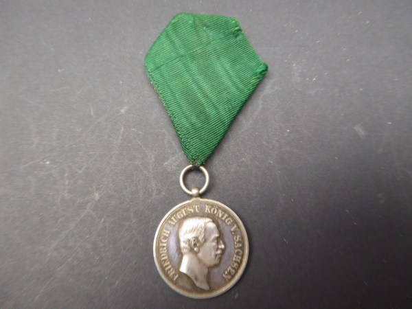 Order / Medal of Saxony - For loyalty at work - 3rd form King Friedrich August 1905 on the ribbon