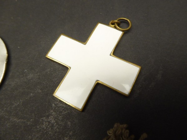 Estate of a DRK helper - EKM identification tag + photo + medal German Red Cross