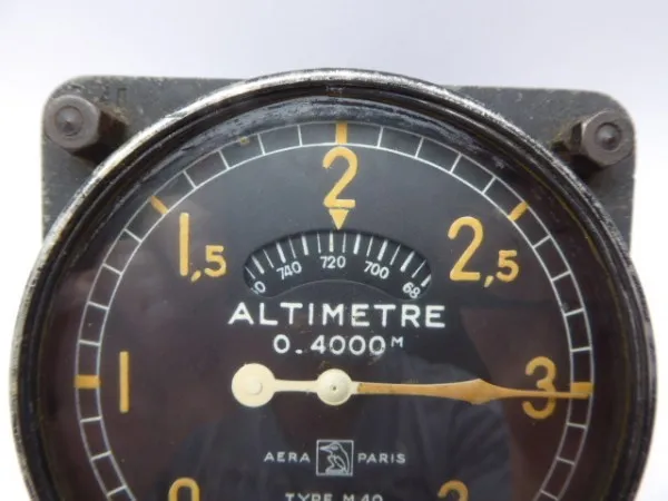 Luftwaffe Frankreich - Altimetre 0 - 4000 M - Hersteller Aera Paris - Type M40