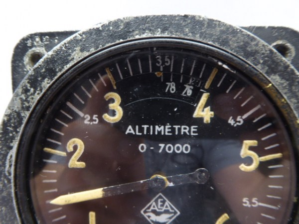 Luftwaffe Altimeter - Altimetre 0 - 7000 M - Manufacturer AEA