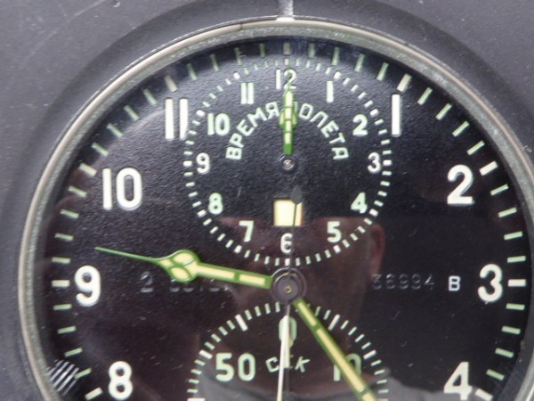 Russian aviator chronograph + time zone - 14 days movement - incl. Stand