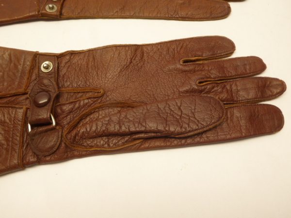 LW Luftwaffe - pair of leather gloves with chamber stamp Fl.Gr.Bbl.