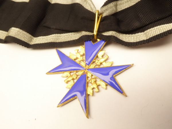 Pour le Merite with oak leaves on the ribbon