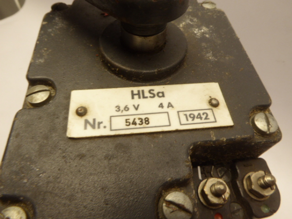 Hand loading machine for radio operators, manufacturer code HLSa from 1942