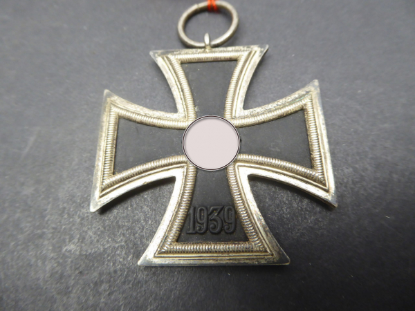 EK2 Iron Cross 2nd Class 1939 on a ribbon with manufacturer 65 (Klein & Quenzer A.G., Idar Oberstein)