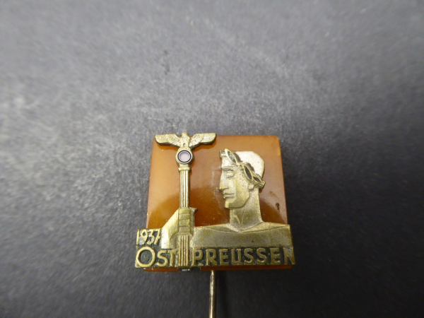 Badge - East Prussia 1937 with amber