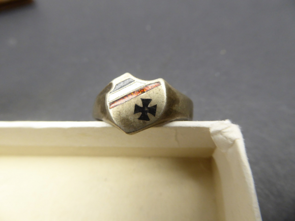 Patriotic ring WWI with iron cross
