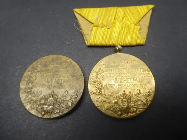 2x Kaiser Wilhelm I. Erinnerungsmedaille 1897