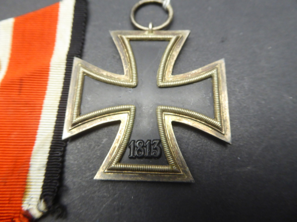 EK Eisernes Kreuz 2. Klasse am Band - unmarkiertes Stück vom Hersteller 11 für Grossmann & Co., Wien
