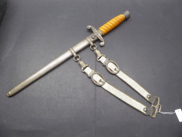 HOD army officer's dagger with hanger - manufacturer Eickhorn Solingen