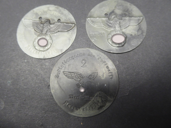 Lot of tokens / tin tokens Air Force + KL camp