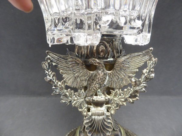 Berlin silver bonbonniere / centerpiece Prussia - Decorated on four sides with a flapping Prussian eagle - around 1830