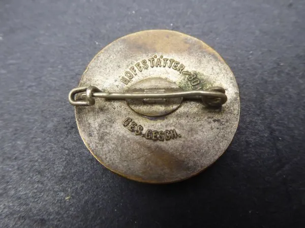 Sympathy / party badge of the NSDAP, manufacturer Hoffstätter Bonn - ges.gesch.