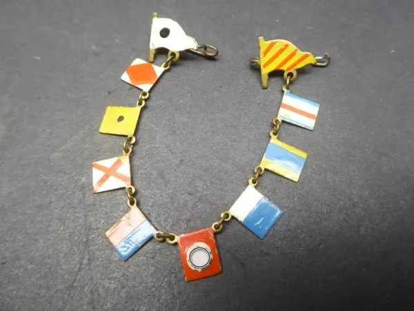 Necklace with flags Regatta or Olympics