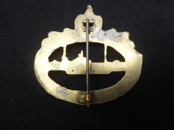 Copy - Imperial Navy U-Boat War Badge 1st WW