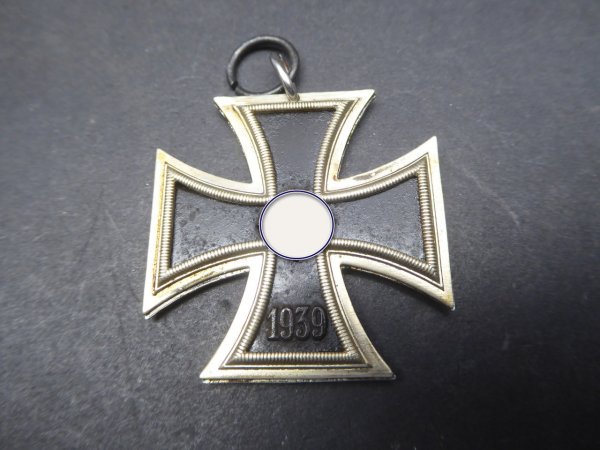 EK2 Iron Cross 2nd Class 1939 on ribbon, without manufacturer