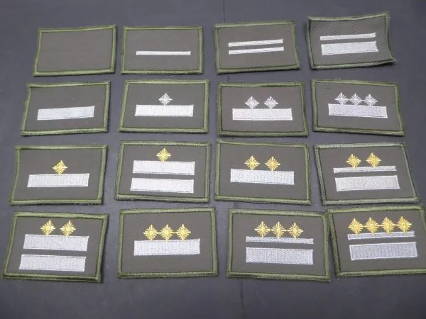 NVA 16x Dienstgrade für den ab 1985 getesteten Uniformtrageversuch