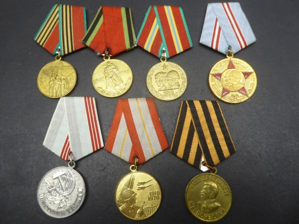 7x UDSSR Medaillen / Orden
