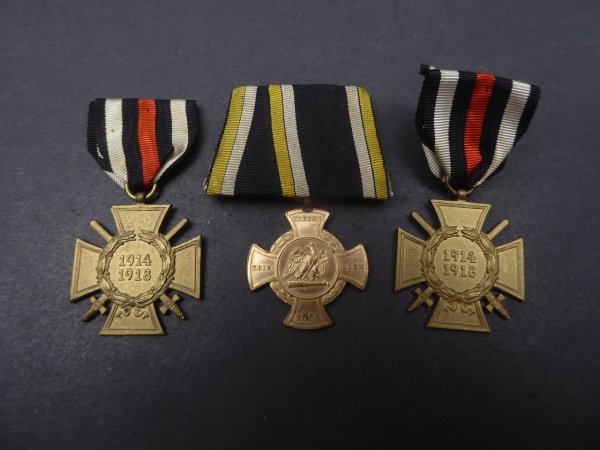 Erinnerungskreuz 1866 der Main-Armee an Einzelspange + 2x Kriegsteilnehmerkreuz 1914/1918