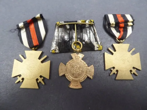 Erinnerungskreuz 1866 der Main-Armee an Einzelspange + 2x Kriegsteilnehmerkreuz 1914/1918