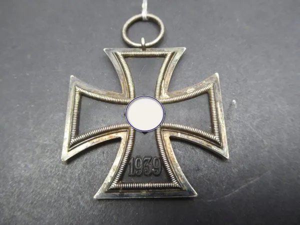 EK2 Iron Cross 2nd Class 1939 - unmarked piece 27 Anton Schenkl's successor, Vienna