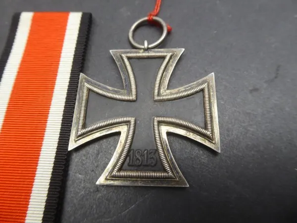 EK2 Iron Cross 2nd Class 1939 on ribbon - unmarked piece - 118 A. Menz & Sohn, Vienna ??