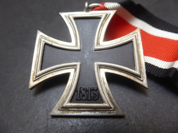 EK2 Eisernes Kreuz 2. Klasse 1939 am Band - unmarkiert 2 für C.E. Juncker, Berlin