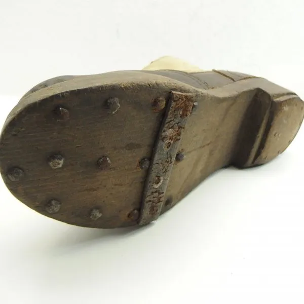 ww2 German prisoner shoes prison camp