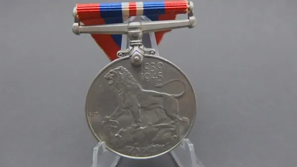 Britische Kriegsauszeichnung "War Medal 1939 - 1945"