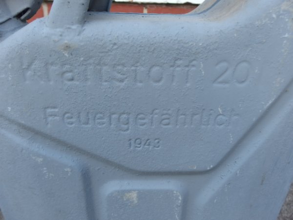 Wehrmacht Einheitskanister, Benzinkanister grau 20L