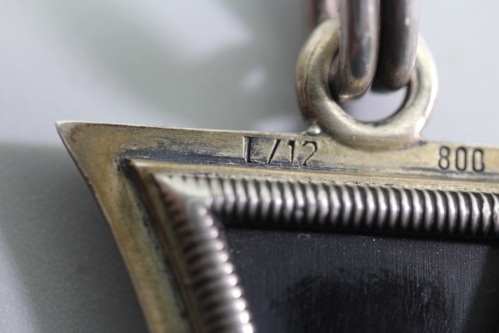 Ritterkreuz des Eisernen Kreuzes 1939 im Etui (L/12) als Kopie mit komplettem Band
