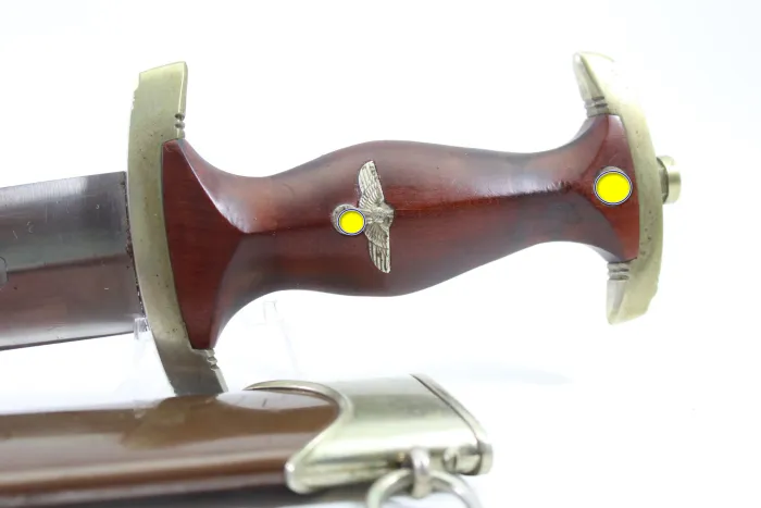 SA Dienstdolch Frühe Variante - Julius Bahrl Jr. Solingen, NS gestempelt mit Plisterschliff und Gehänge