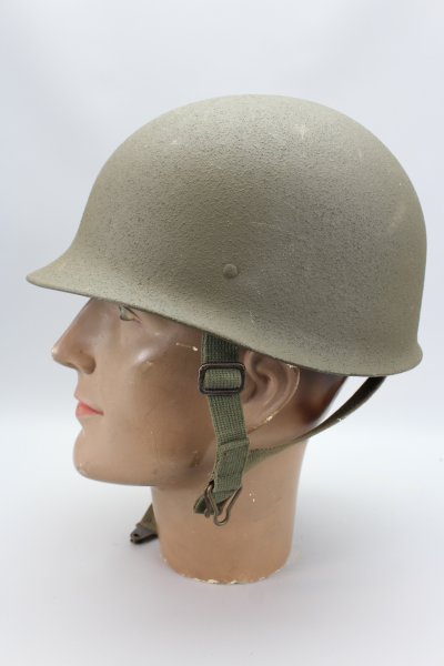 German army combat helmet from the 1980s, size 57-61