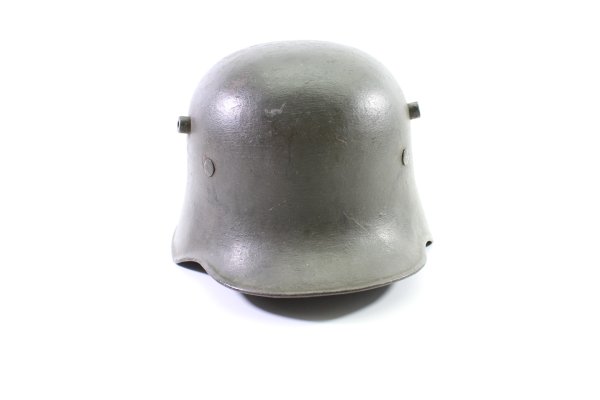 Ww1 steel helmet M18, 1 emblem