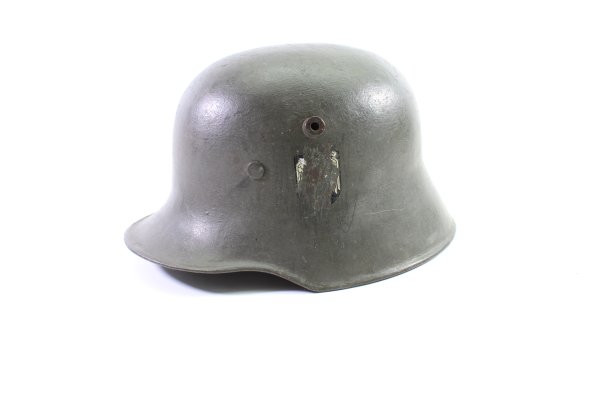 Ww1 steel helmet M18, 1 emblem