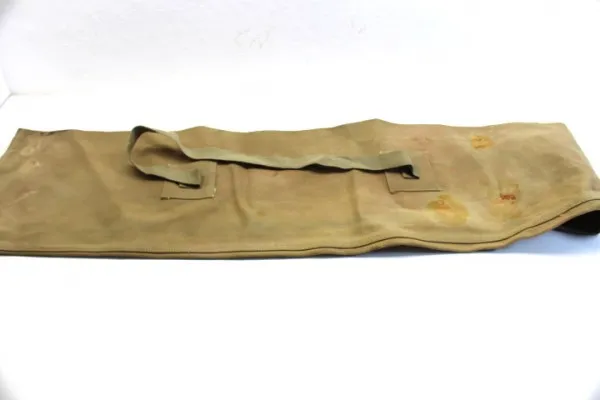 WW2 US Army Carrier Parachutist Case CS 150