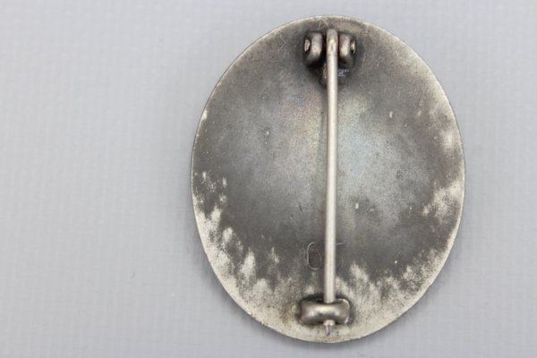 Wound Badge Silver, Manufacturer 65 Klein & Quenzer, Idar Oberstein
