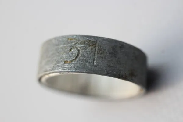 Aluminum bearing ring engraved 1941