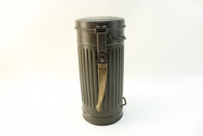 Wehrmacht gas mask box with manufacturer manufacturer frn 42