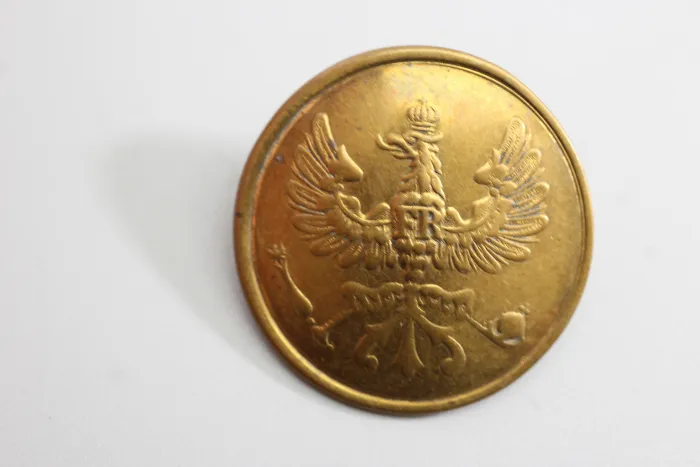 Livery uniform button, Kingdom of Prussia, metal uniform button, from an old uniform tailor's shop, original piece
