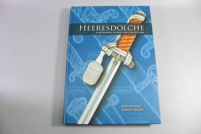 Army Daggers - A Reference Book for Collectors by Hessels & Rieske (GERMAN & ENGLISH) with Memory Card