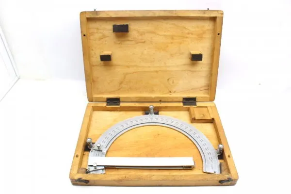 WW2 Russian aiming circle for artillery in wooden box with manufacturer