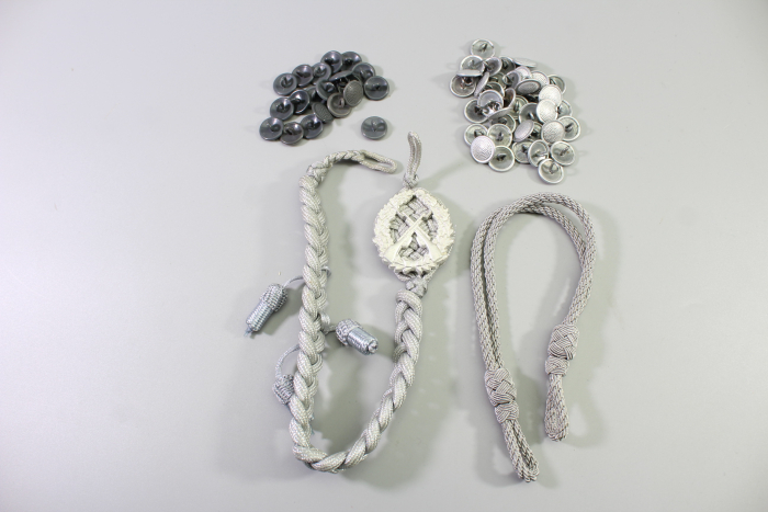 East German National People's Army (NVA) Rifleman's Lanyard and NVA Uniform Buttons